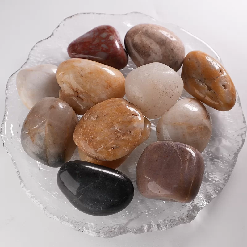 Pedras naturais coloridas/brancas/pretas/amarelas para paisagismo de parques